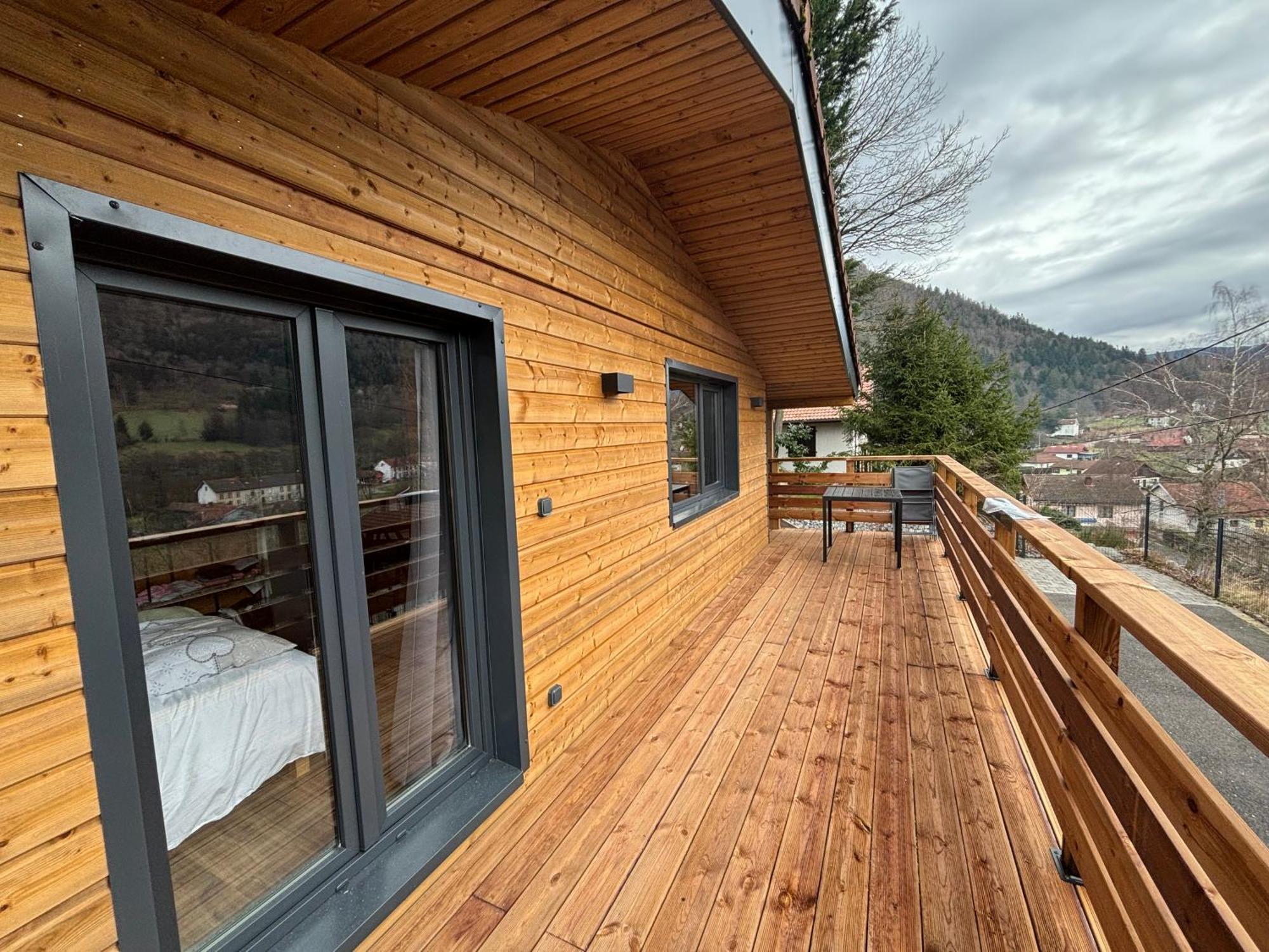 Chalet Du Faubourg & Jacuzzi, Proximite Gerardmer & La Bresse Rochesson Exterior foto